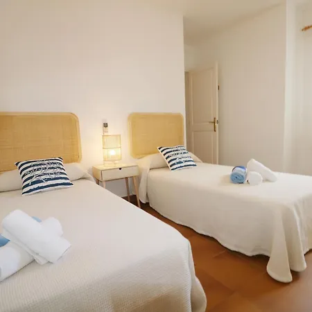 Marinas 3, Piscina Y A 5 Minutos Del Mar Dom wakacyjny